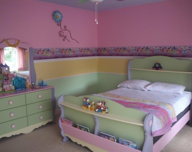 6935 Brescia Way - Photo Thumbnail 4