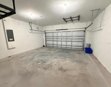 2021 Hemingway Circle - Photo Thumbnail 14