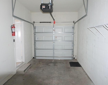 7501 Bliss Way - Photo Thumbnail 14