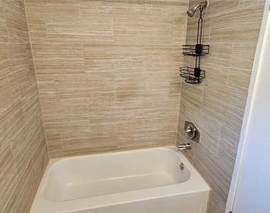 5935 Antilla Drive - Photo Thumbnail 9