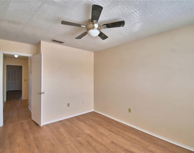 11701 Minto Court - Photo Thumbnail 43