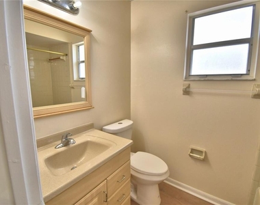 11701 Minto Court - Photo Thumbnail 38