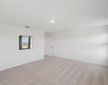 4904 Bluebell Court - Photo Thumbnail 18