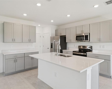 4904 Bluebell Court - Photo Thumbnail 9