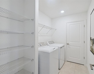4904 Bluebell Court - Photo Thumbnail 26