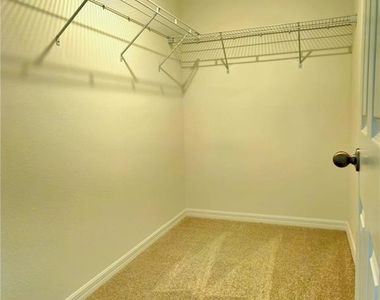 16305 Bird Of Paradise Avenue - Photo Thumbnail 24