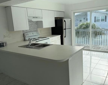1854 Caralee Boulevard - Photo Thumbnail 5