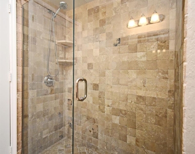 206 E South Street - Photo Thumbnail 17