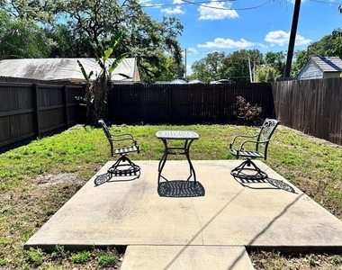 2510 Boyd Avenue - Photo Thumbnail 7