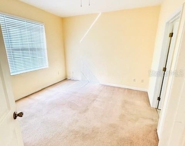 14201 Indian Creek Drive - Photo Thumbnail 7