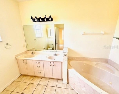 14201 Indian Creek Drive - Photo Thumbnail 13