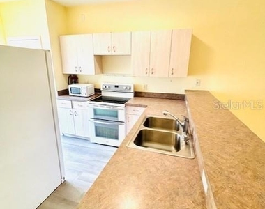 14201 Indian Creek Drive - Photo Thumbnail 4
