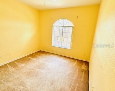 14201 Indian Creek Drive - Photo Thumbnail 15