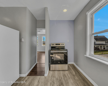 1502 Church (2nd Flr) Avenue - Photo Thumbnail 16