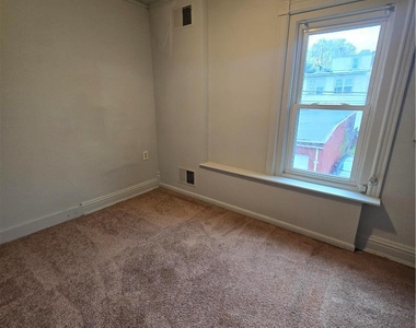 1437 Webster Street - Photo Thumbnail 7