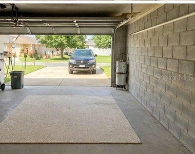 121 Lindsay Drive - Photo Thumbnail 10