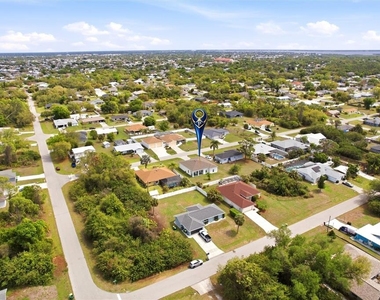 870 Columbia Street - Photo Thumbnail 57
