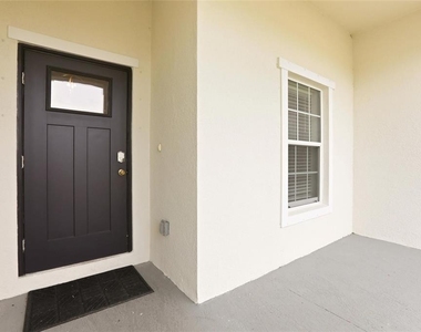 870 Columbia Street - Photo Thumbnail 24