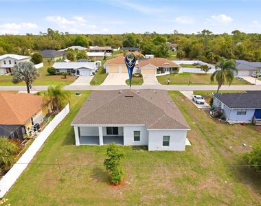 870 Columbia Street - Photo Thumbnail 55