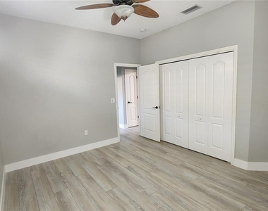 3761 Amapola Lane - Photo Thumbnail 12
