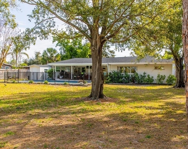 703 Whitfield Avenue - Photo Thumbnail 63