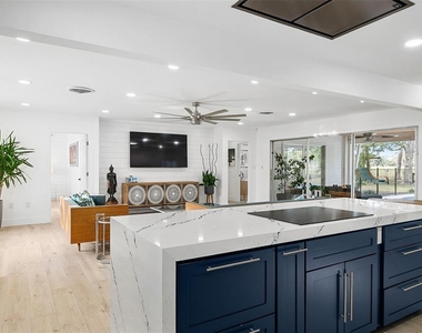 703 Whitfield Avenue - Photo Thumbnail 35