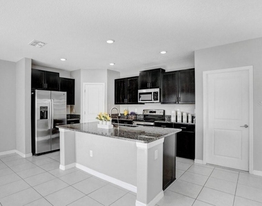 3160 Oyster Cove Street - Photo Thumbnail 15