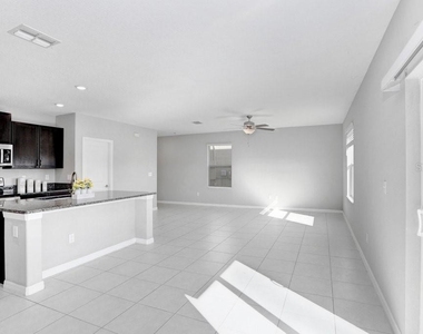 3160 Oyster Cove Street - Photo Thumbnail 13