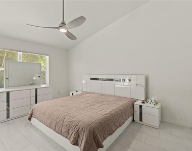 5623 Monte Rosso Road - Photo Thumbnail 8