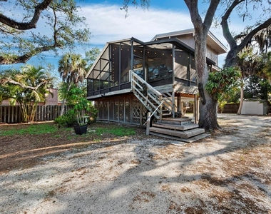 5141 Saint Albans Avenue - Photo Thumbnail 1