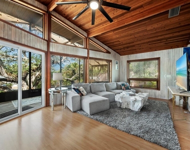5141 Saint Albans Avenue - Photo Thumbnail 12