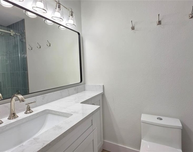 6817 11th Avenue Nw - Photo Thumbnail 9