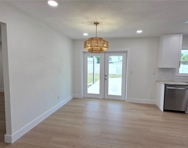 6817 11th Avenue Nw - Photo Thumbnail 5