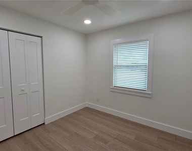 6817 11th Avenue Nw - Photo Thumbnail 12