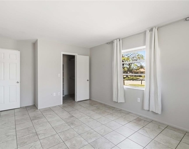 308 Lantana Avenue - Photo Thumbnail 16