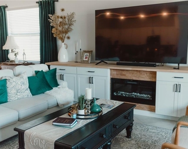 1873 E Isles Road - Photo Thumbnail 14