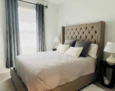 1873 E Isles Road - Photo Thumbnail 6