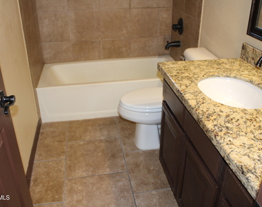 7316 Brays Landing Drive - Photo Thumbnail 17