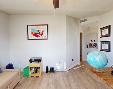 3249 Emerald Point Drive - Photo Thumbnail 18