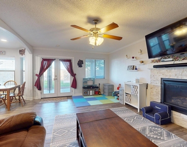 3249 Emerald Point Drive - Photo Thumbnail 12