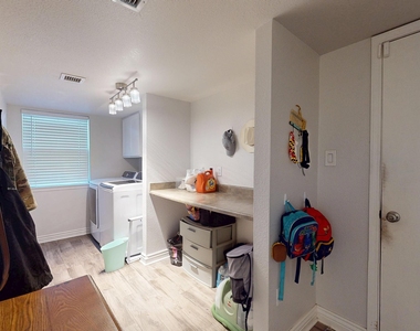 3249 Emerald Point Drive - Photo Thumbnail 13