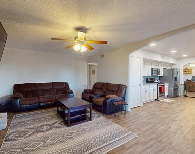 3249 Emerald Point Drive - Photo Thumbnail 11