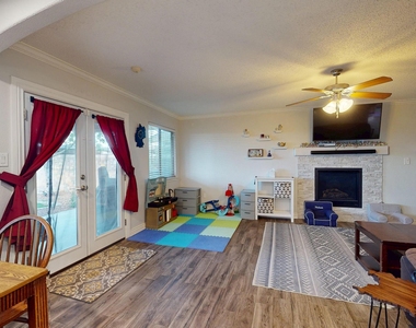 3249 Emerald Point Drive - Photo Thumbnail 9