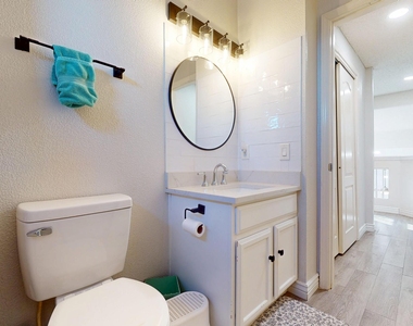 3249 Emerald Point Drive - Photo Thumbnail 25