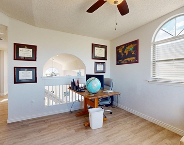 3249 Emerald Point Drive - Photo Thumbnail 17