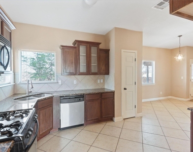 2120 Shreya Street - Photo Thumbnail 3