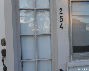 254 Wayne Street - Photo Thumbnail 2