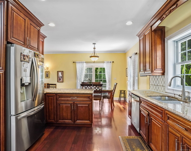 56 Barholm Avenue - Photo Thumbnail 7