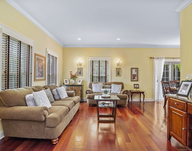56 Barholm Avenue - Photo Thumbnail 4