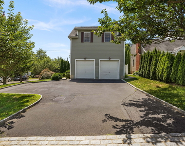 56 Barholm Avenue - Photo Thumbnail 24
